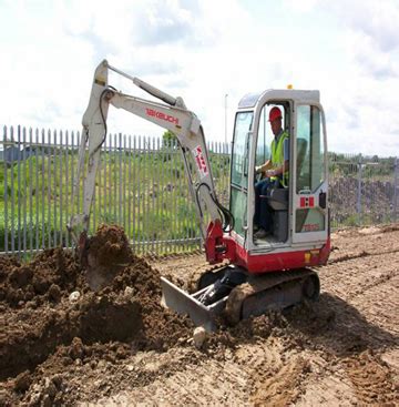 Mini Digger FAS CSCS New Entrant 